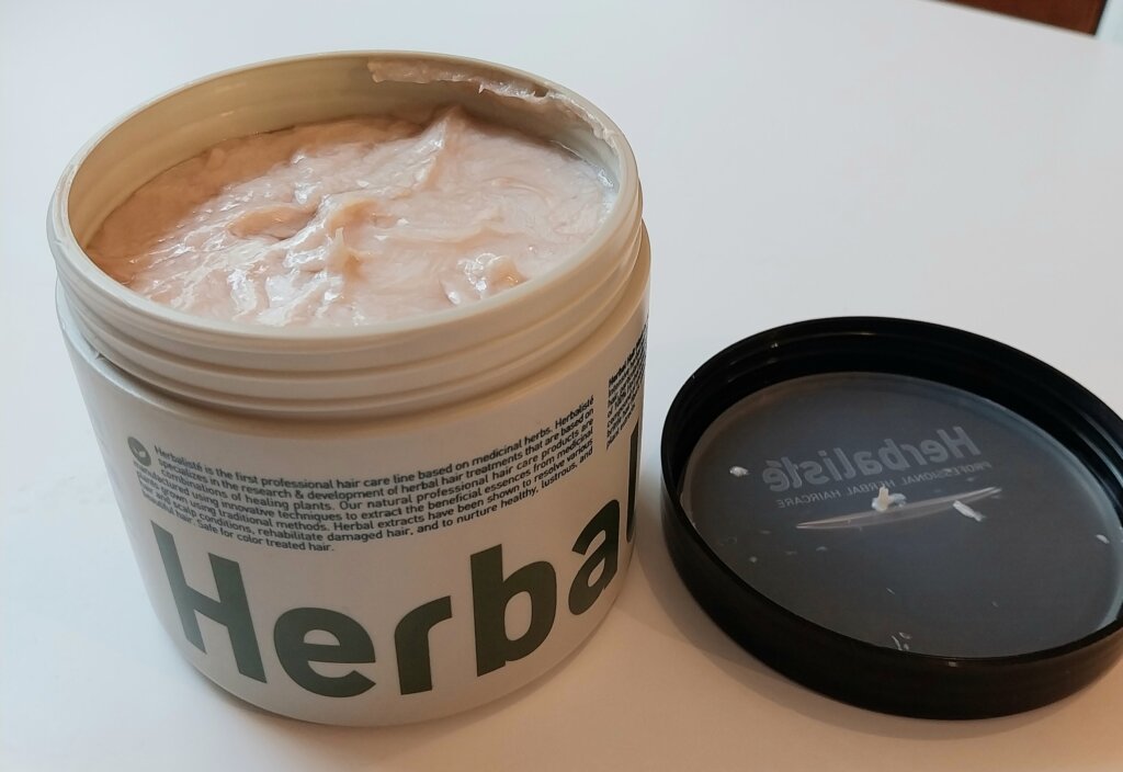 hiusnaamio Herbaliste