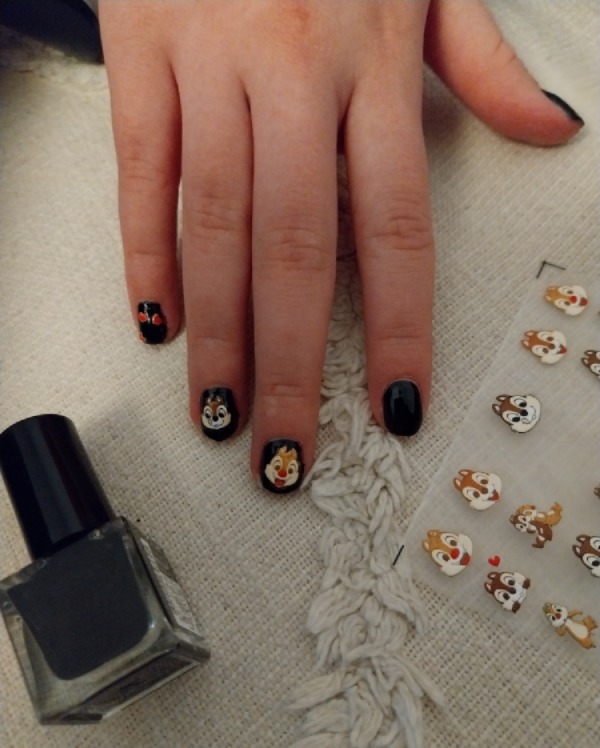 Tiku ja Taku koristekynnet.